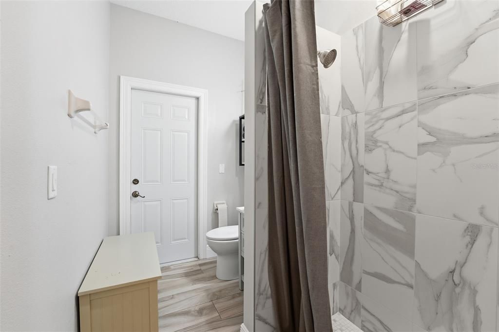 For Rent: $5,495 (4 beds, 3 baths, 2538 Square Feet)