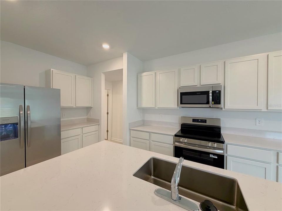 En Renta: $1,850 (3 camas, 2 baños, 1428 Pies cuadrados)