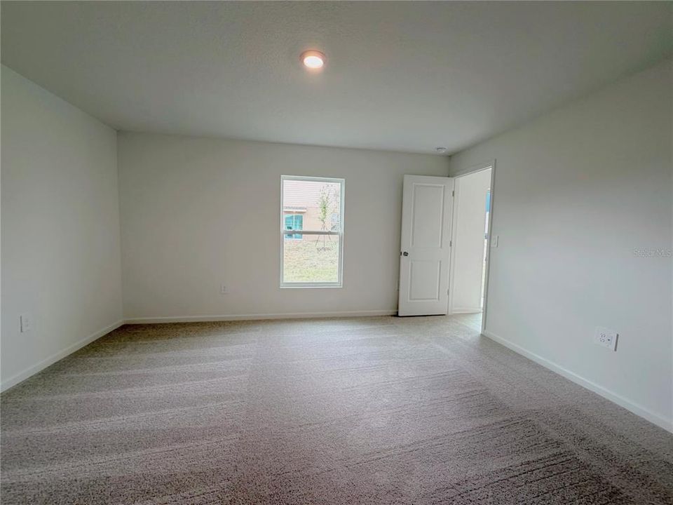 En Renta: $1,850 (3 camas, 2 baños, 1428 Pies cuadrados)