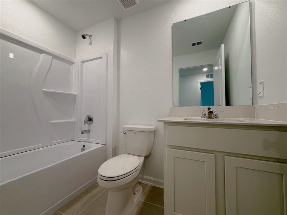 En Renta: $1,850 (3 camas, 2 baños, 1428 Pies cuadrados)