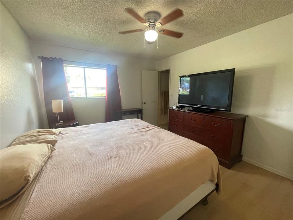 En Renta: $1,800 (2 camas, 1 baños, 1085 Pies cuadrados)