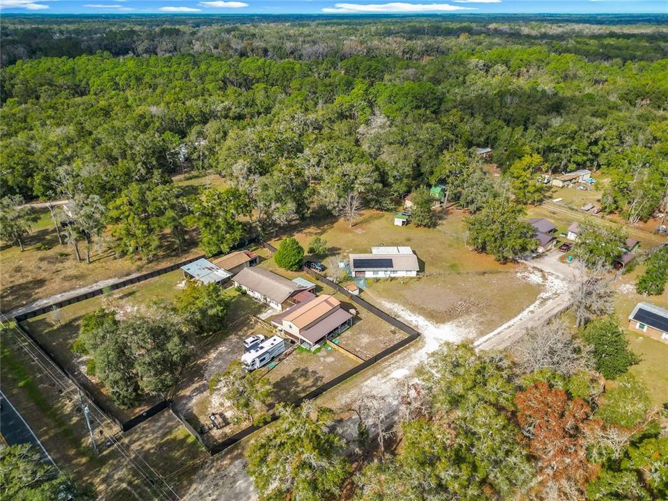 For Sale: $309,900 (3 beds, 2 baths, 1092 Square Feet)