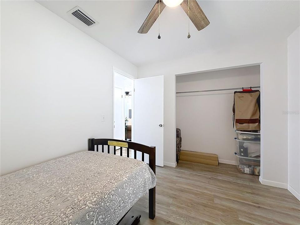 For Sale: $309,900 (3 beds, 2 baths, 1092 Square Feet)