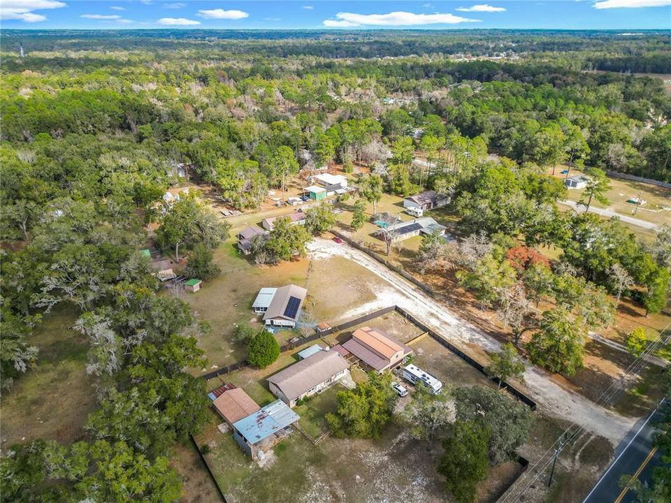 For Sale: $309,900 (3 beds, 2 baths, 1092 Square Feet)