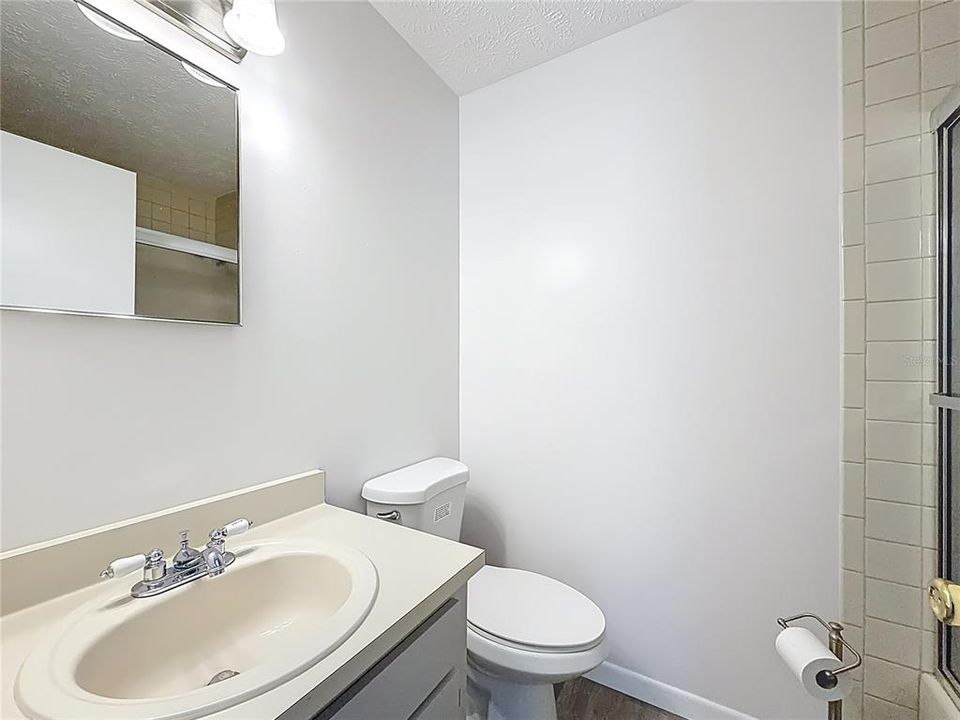 For Sale: $309,900 (3 beds, 2 baths, 1092 Square Feet)