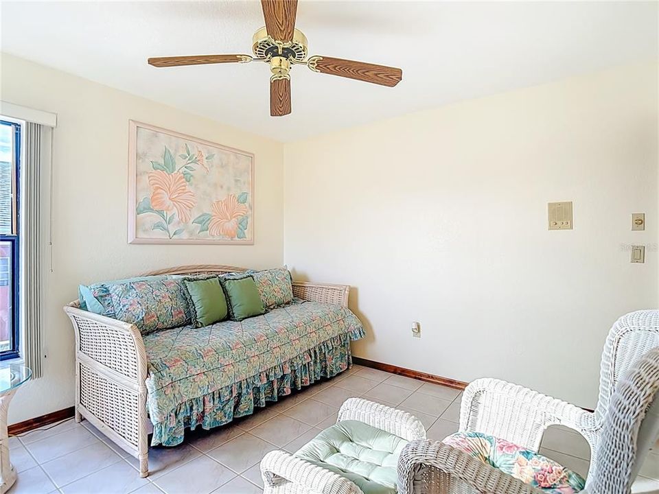 待售: $365,000 (3 贝兹, 2 浴室, 1902 平方英尺)