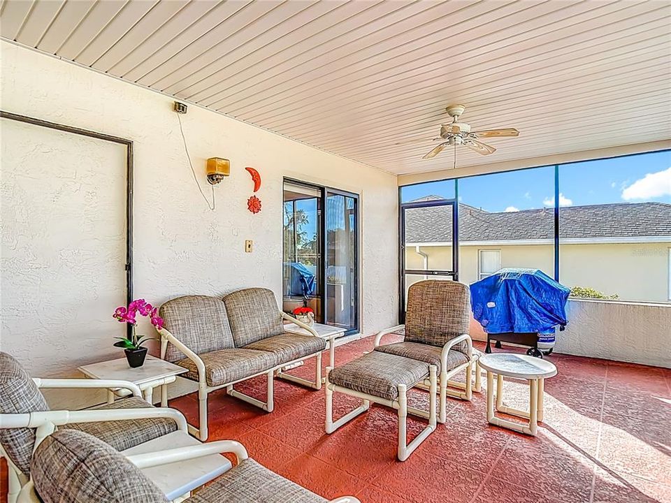 待售: $365,000 (3 贝兹, 2 浴室, 1902 平方英尺)