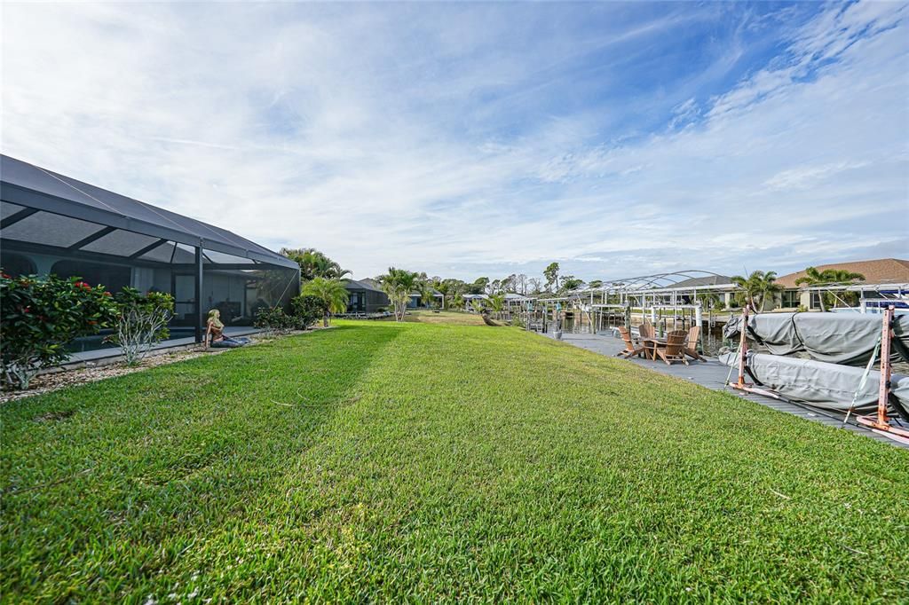 For Sale: $530,000 (2 beds, 2 baths, 1338 Square Feet)