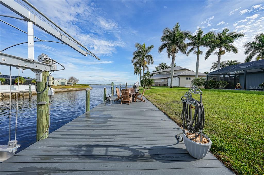 For Sale: $530,000 (2 beds, 2 baths, 1338 Square Feet)