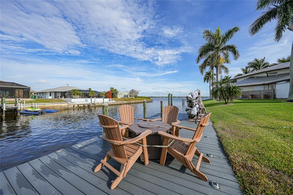 For Sale: $530,000 (2 beds, 2 baths, 1338 Square Feet)