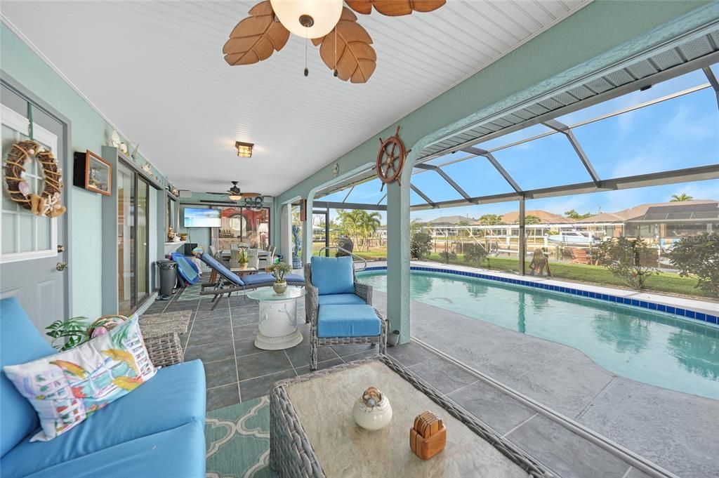 For Sale: $530,000 (2 beds, 2 baths, 1338 Square Feet)