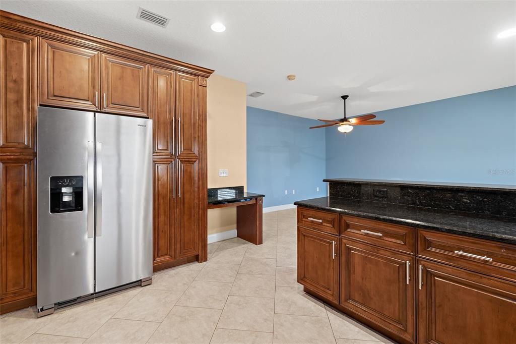 待售: $900,000 (3 贝兹, 3 浴室, 2196 平方英尺)