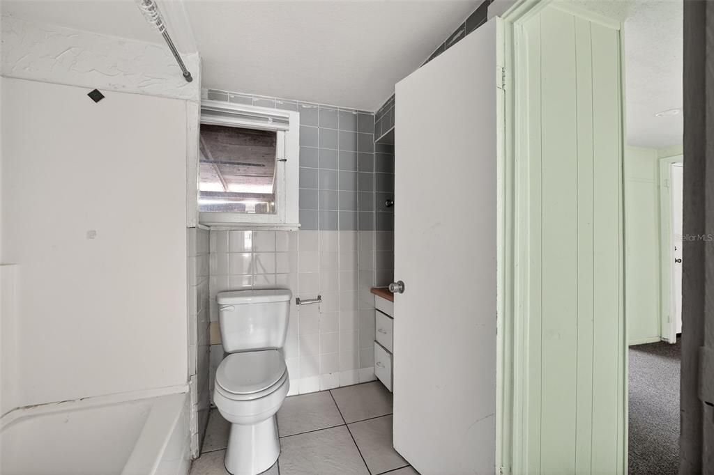 En Venta: $160,000 (2 camas, 1 baños, 895 Pies cuadrados)