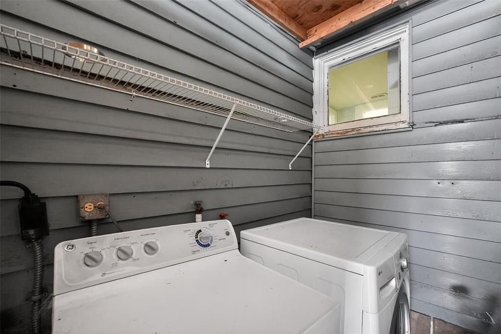 En Venta: $160,000 (2 camas, 1 baños, 895 Pies cuadrados)