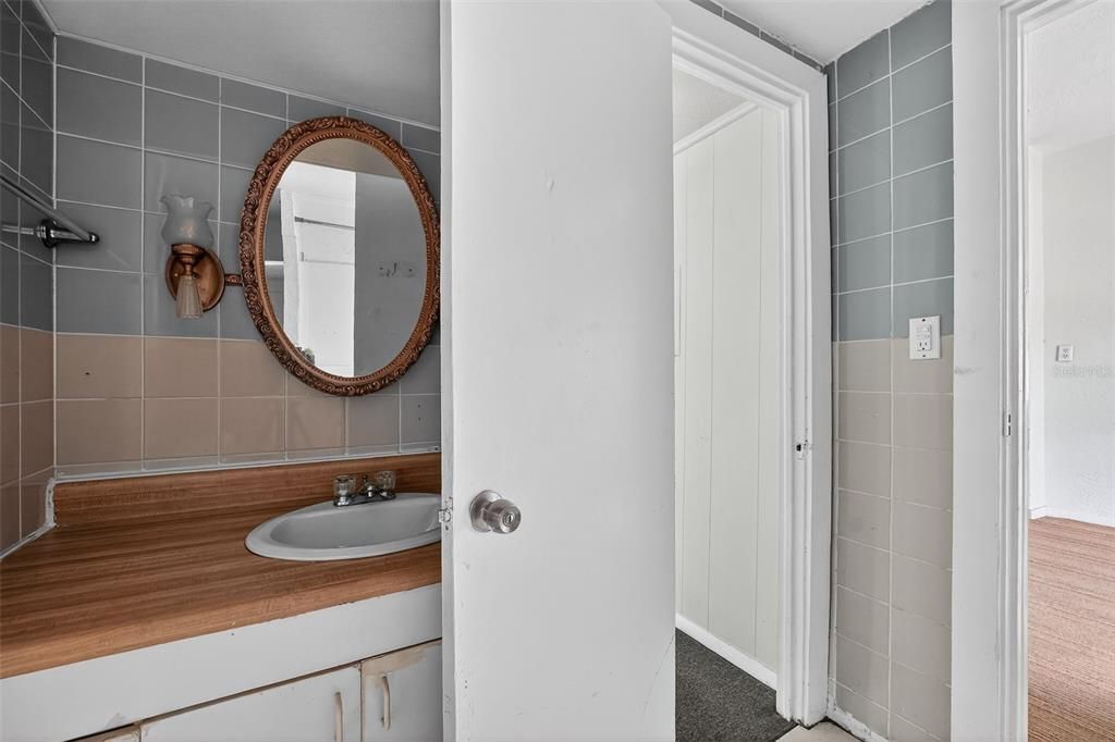 En Venta: $160,000 (2 camas, 1 baños, 895 Pies cuadrados)