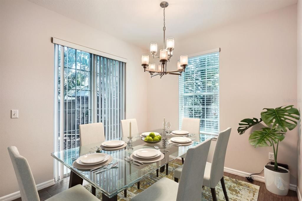 出租: $3,100 (3 贝兹, 2 浴室, 1480 平方英尺)