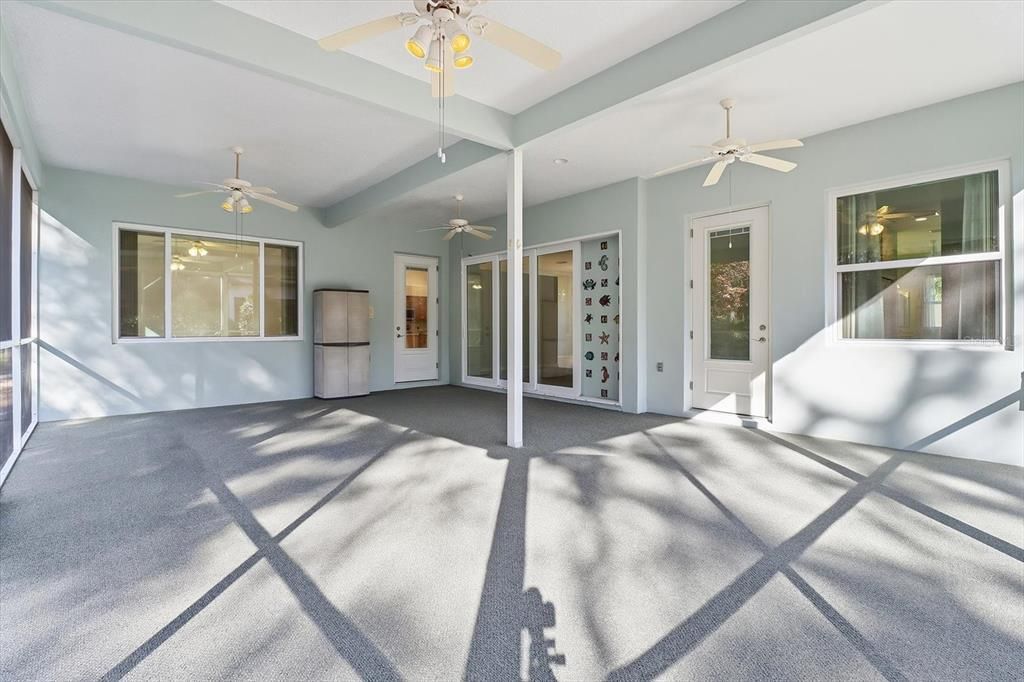 待售: $309,000 (3 贝兹, 2 浴室, 2315 平方英尺)