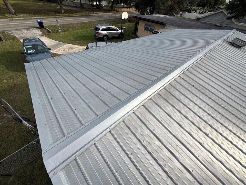 For Sale: $349,900 (4 beds, 3 baths, 2657 Square Feet)