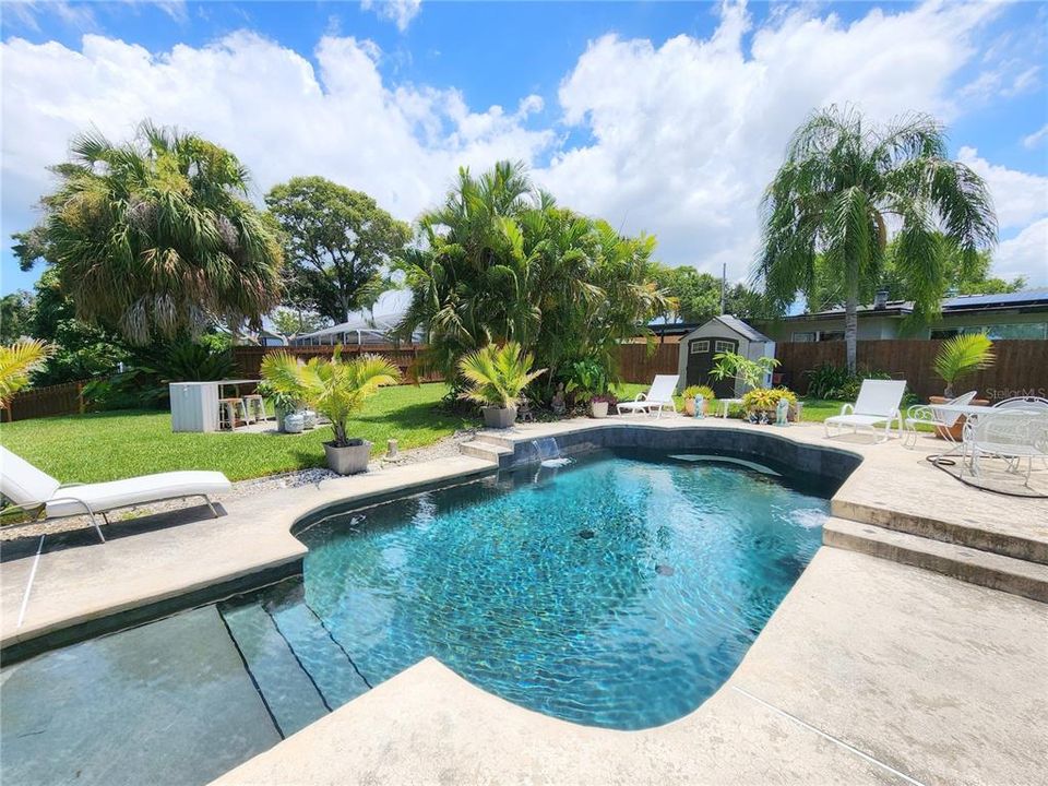 出租: $3,000 (3 贝兹, 2 浴室, 1468 平方英尺)