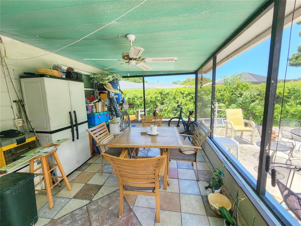 出租: $3,000 (3 贝兹, 2 浴室, 1468 平方英尺)