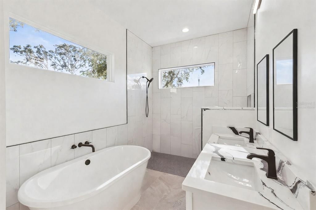 For Sale: $690,000 (4 beds, 3 baths, 2972 Square Feet)