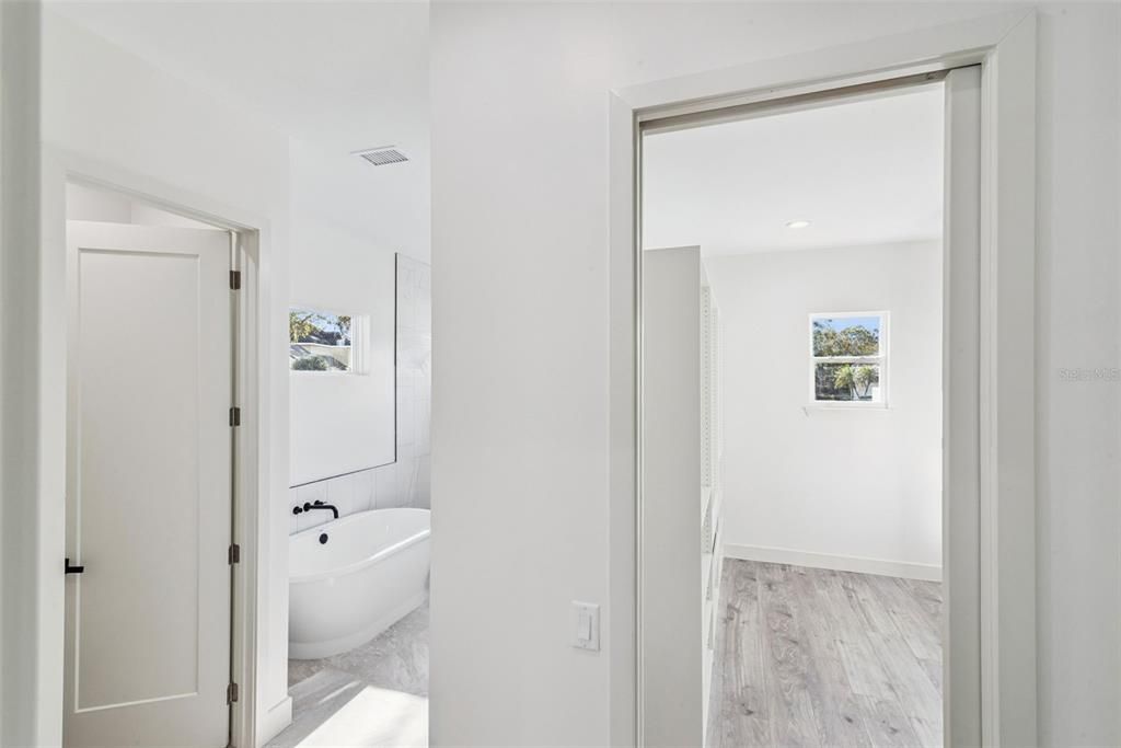 For Sale: $690,000 (4 beds, 3 baths, 2972 Square Feet)