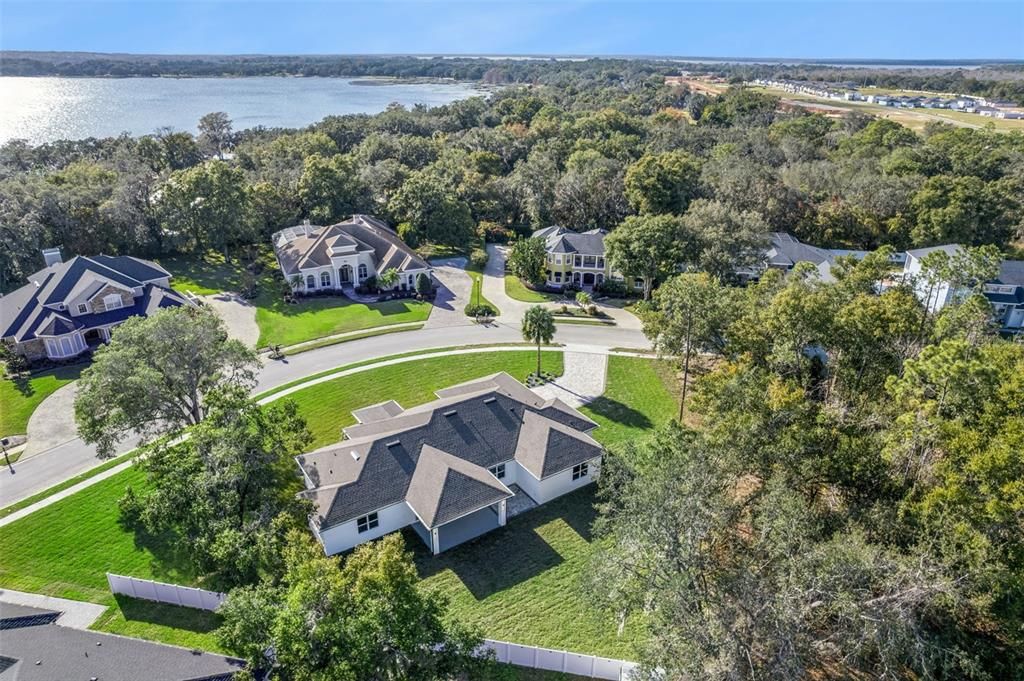 For Sale: $690,000 (4 beds, 3 baths, 2972 Square Feet)