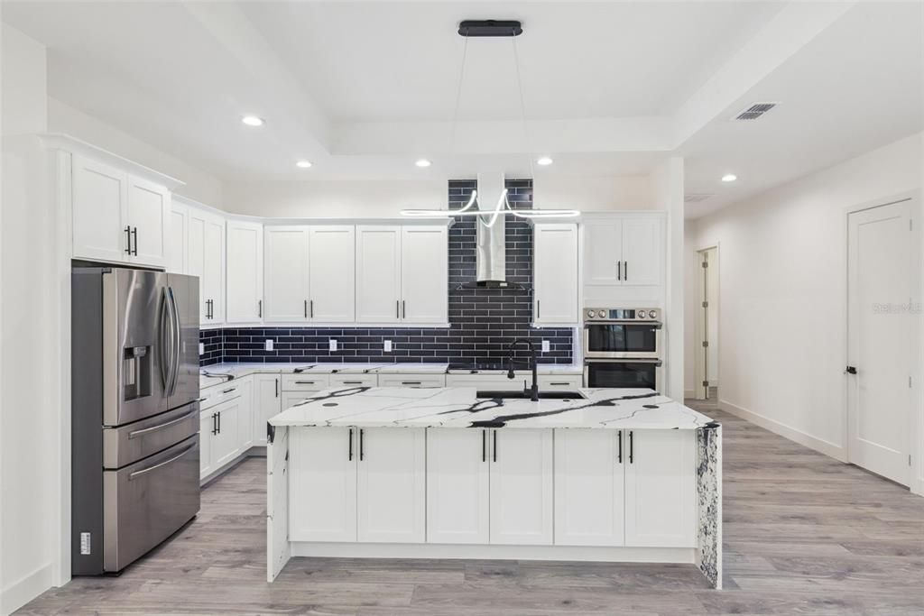 For Sale: $690,000 (4 beds, 3 baths, 2972 Square Feet)