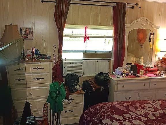 For Sale: $60,000 (2 beds, 2 baths, 1000 Square Feet)