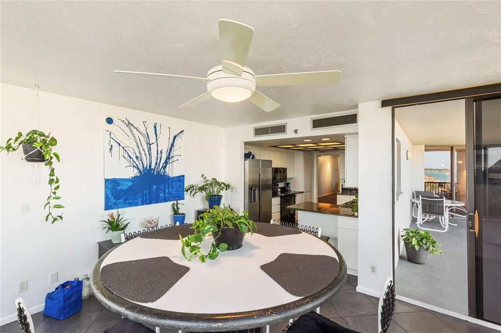 На продажу: $850,000 (2 спален, 2 ванн, 1880 Квадратных фут)