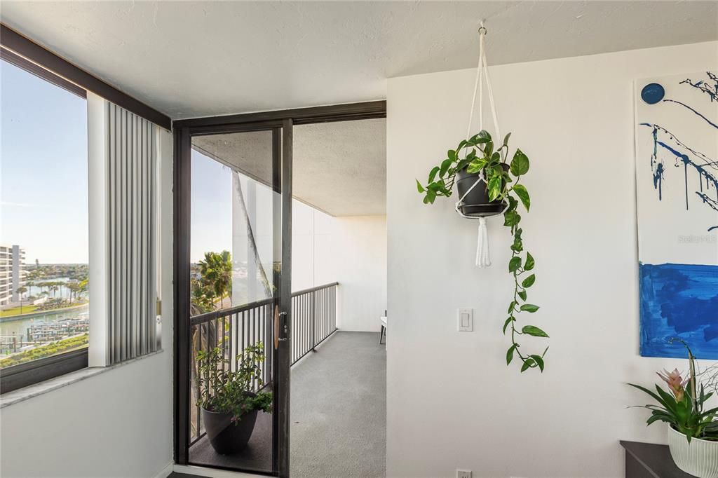 На продажу: $850,000 (2 спален, 2 ванн, 1880 Квадратных фут)