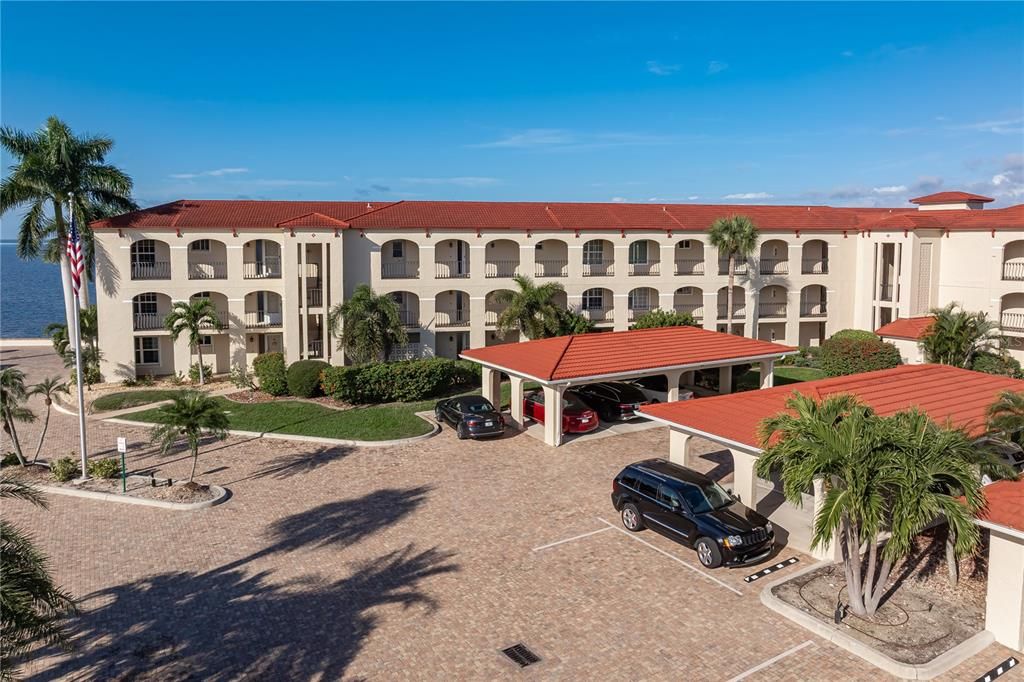 En Venta: $349,000 (2 camas, 2 baños, 1581 Pies cuadrados)