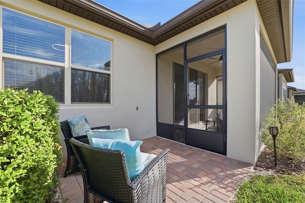 For Sale: $390,000 (2 beds, 2 baths, 1368 Square Feet)