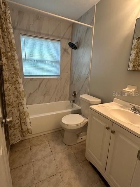 出租: $1,430 (2 贝兹, 1 浴室, 792 平方英尺)