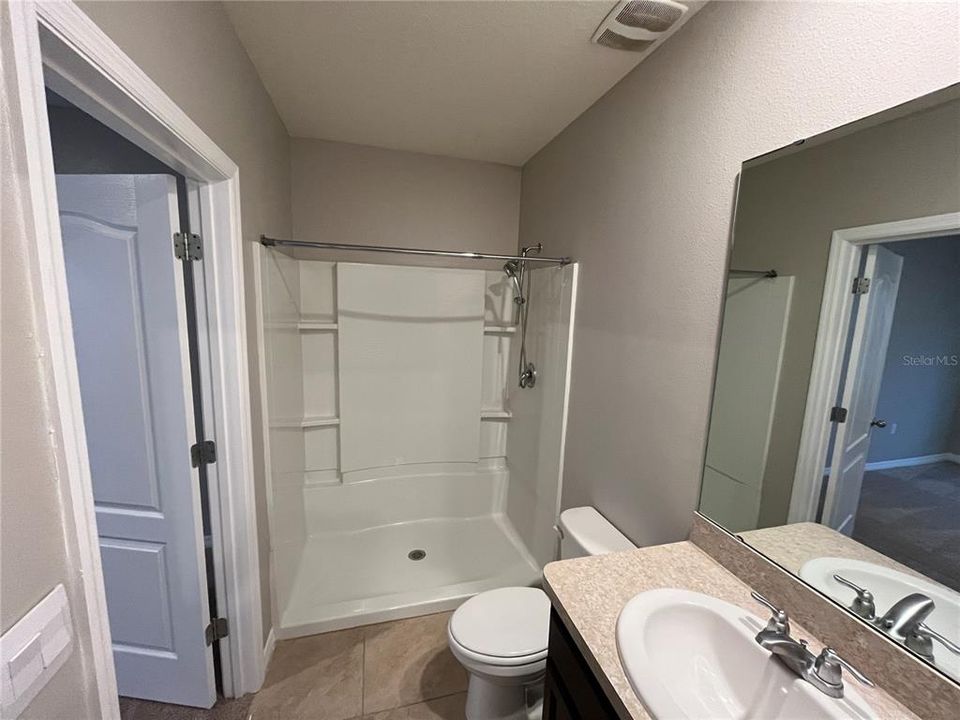 En Venta: $289,000 (4 camas, 2 baños, 1485 Pies cuadrados)