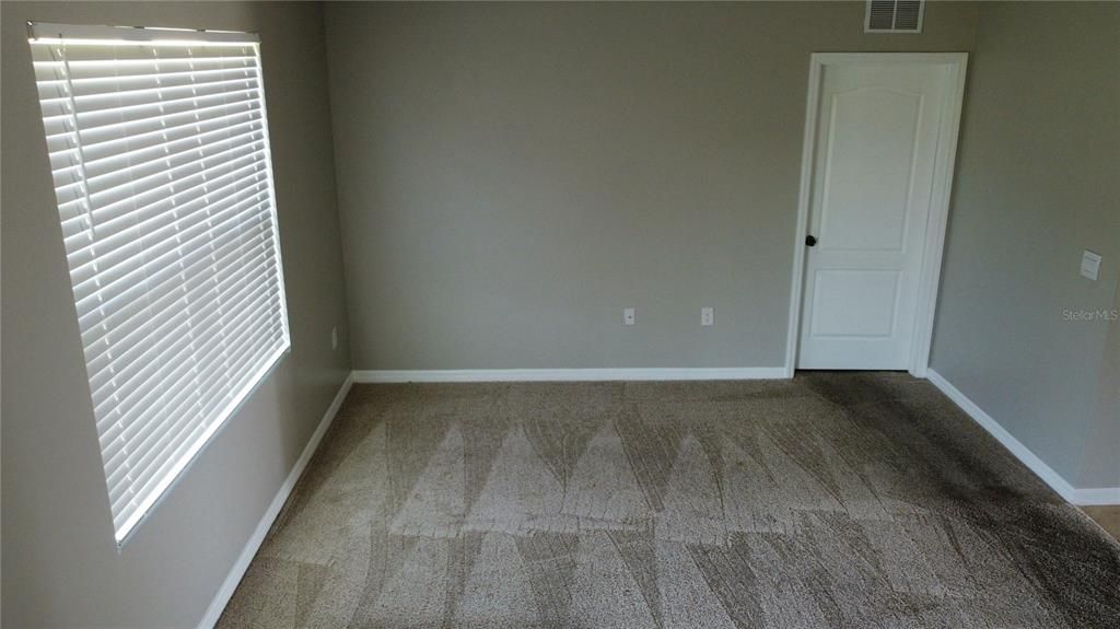 En Venta: $289,000 (4 camas, 2 baños, 1485 Pies cuadrados)