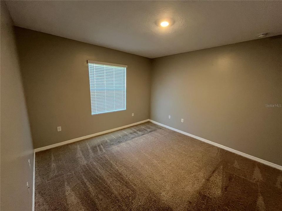 En Venta: $289,000 (4 camas, 2 baños, 1485 Pies cuadrados)