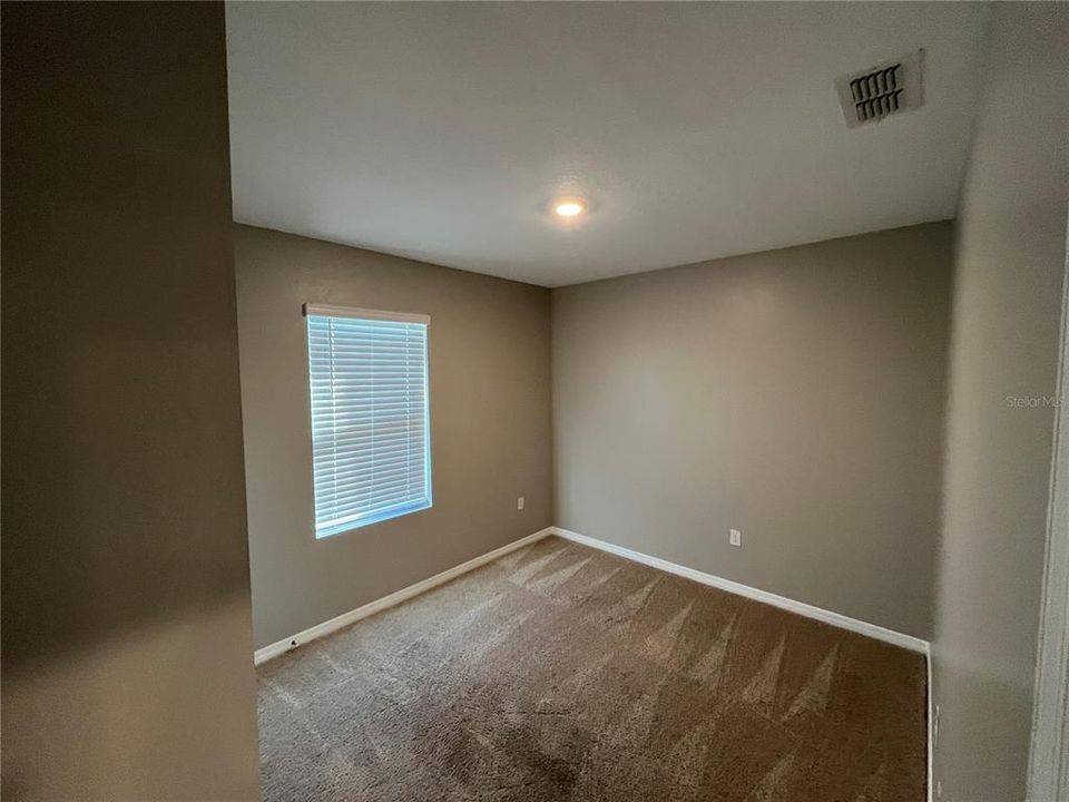 En Venta: $289,000 (4 camas, 2 baños, 1485 Pies cuadrados)