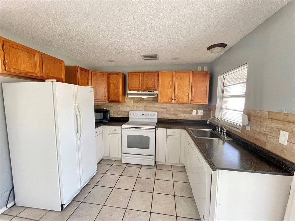 En Venta: $195,000 (2 camas, 1 baños, 806 Pies cuadrados)