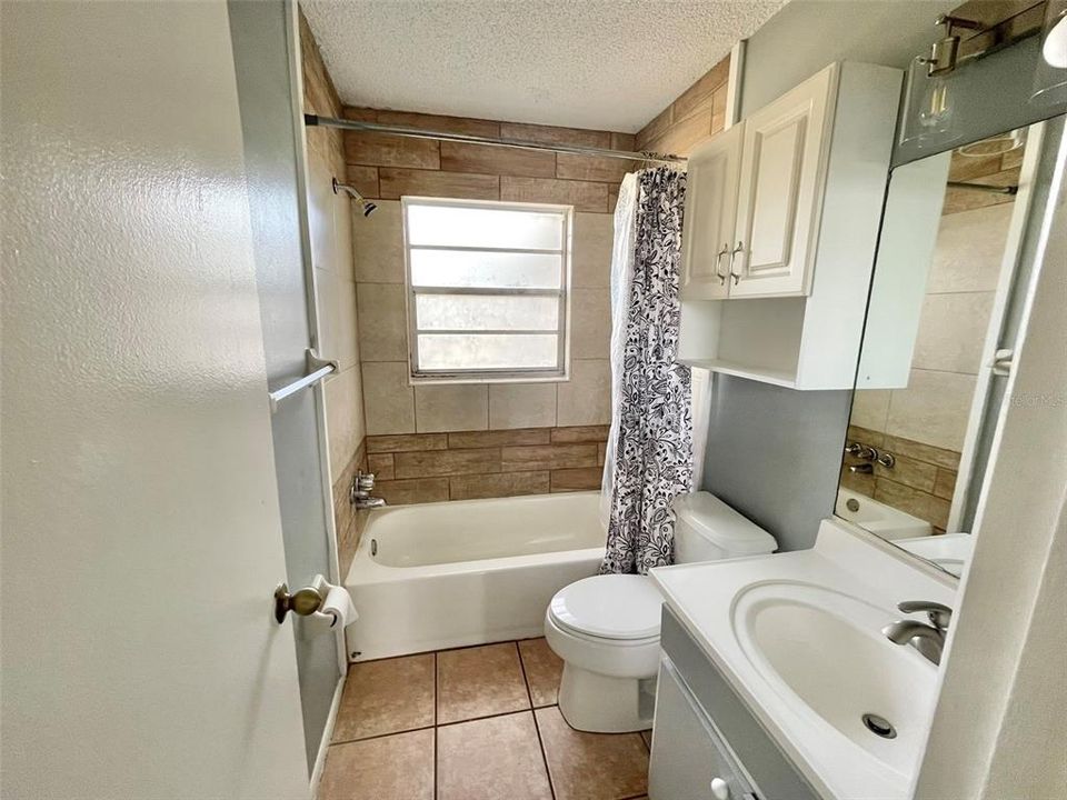 En Venta: $195,000 (2 camas, 1 baños, 806 Pies cuadrados)