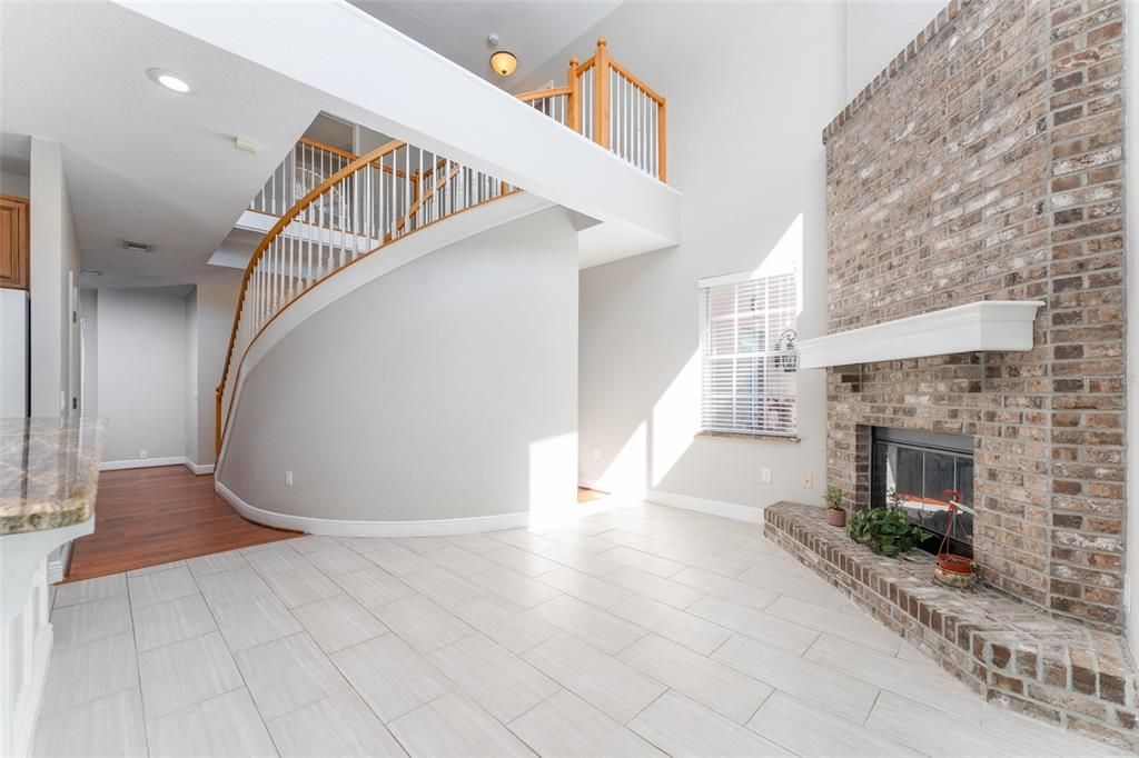 В аренду: $3,800 (5 спален, 3 ванн, 2653 Квадратных фут)