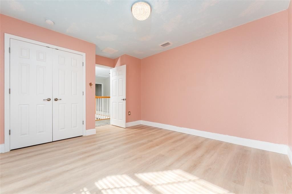 В аренду: $3,800 (5 спален, 3 ванн, 2653 Квадратных фут)