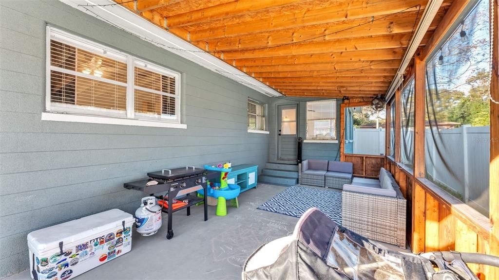 For Sale: $399,000 (3 beds, 2 baths, 1769 Square Feet)