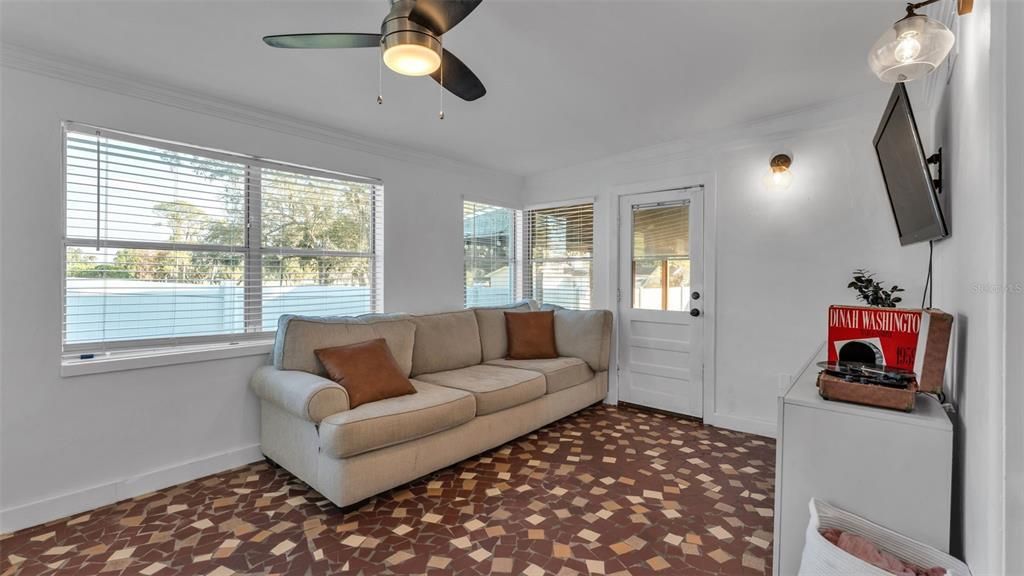 For Sale: $399,000 (3 beds, 2 baths, 1769 Square Feet)