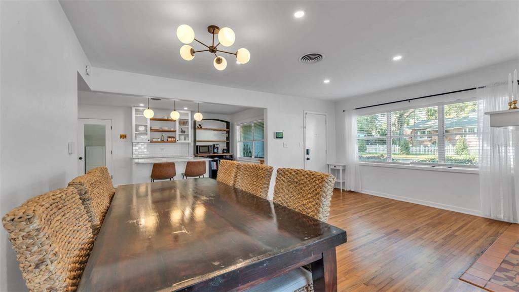 For Sale: $399,000 (3 beds, 2 baths, 1769 Square Feet)