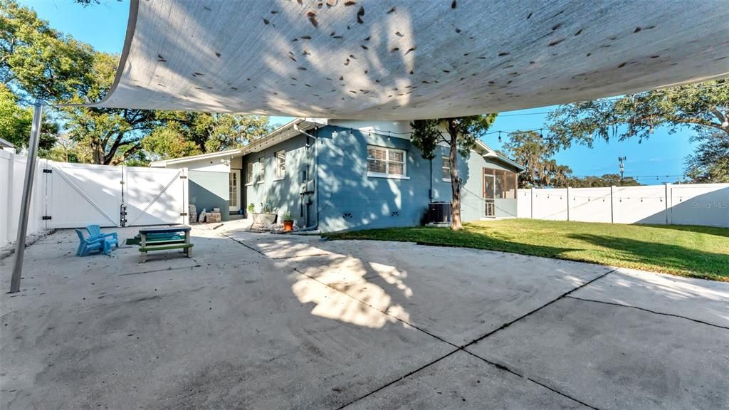 For Sale: $399,000 (3 beds, 2 baths, 1769 Square Feet)