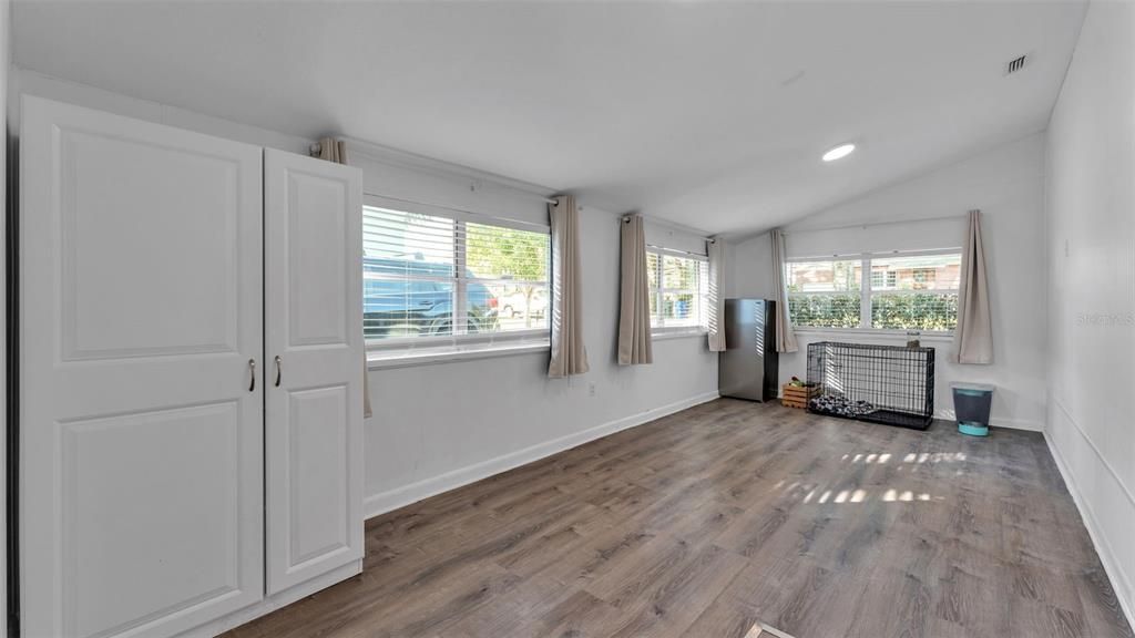 For Sale: $399,000 (3 beds, 2 baths, 1769 Square Feet)