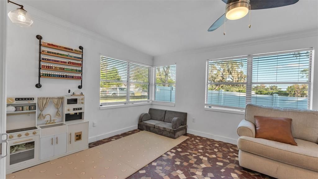 For Sale: $399,000 (3 beds, 2 baths, 1769 Square Feet)