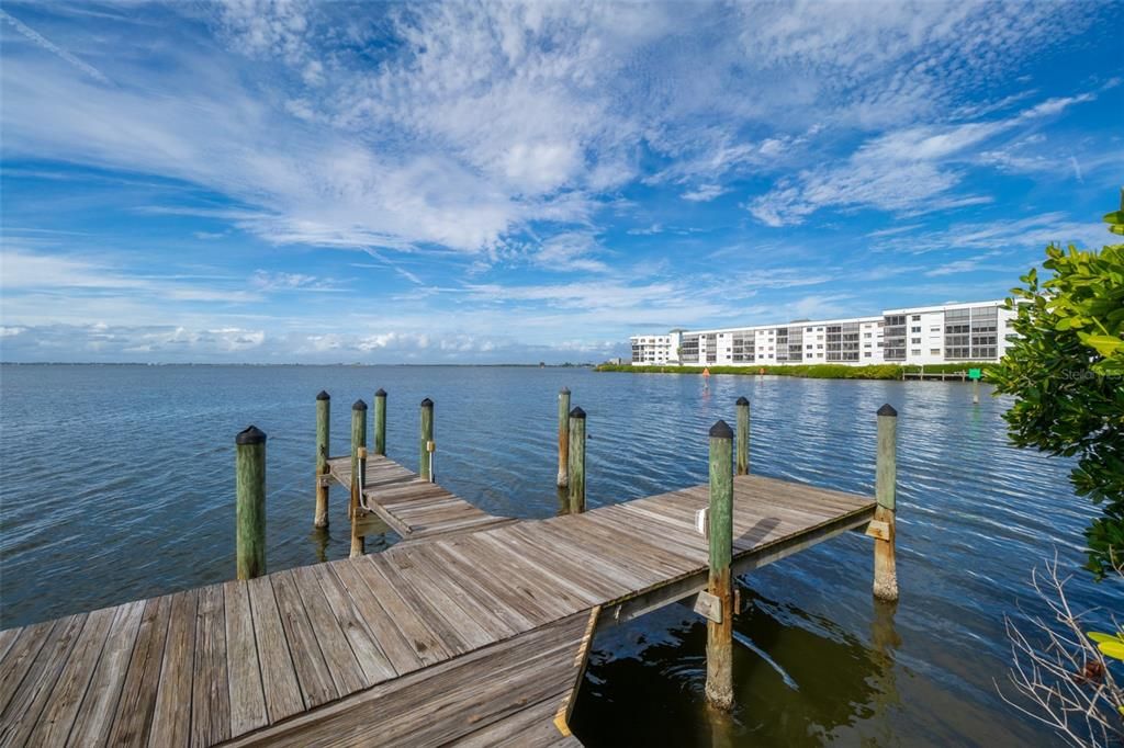 待售: $400,000 (2 贝兹, 2 浴室, 1511 平方英尺)