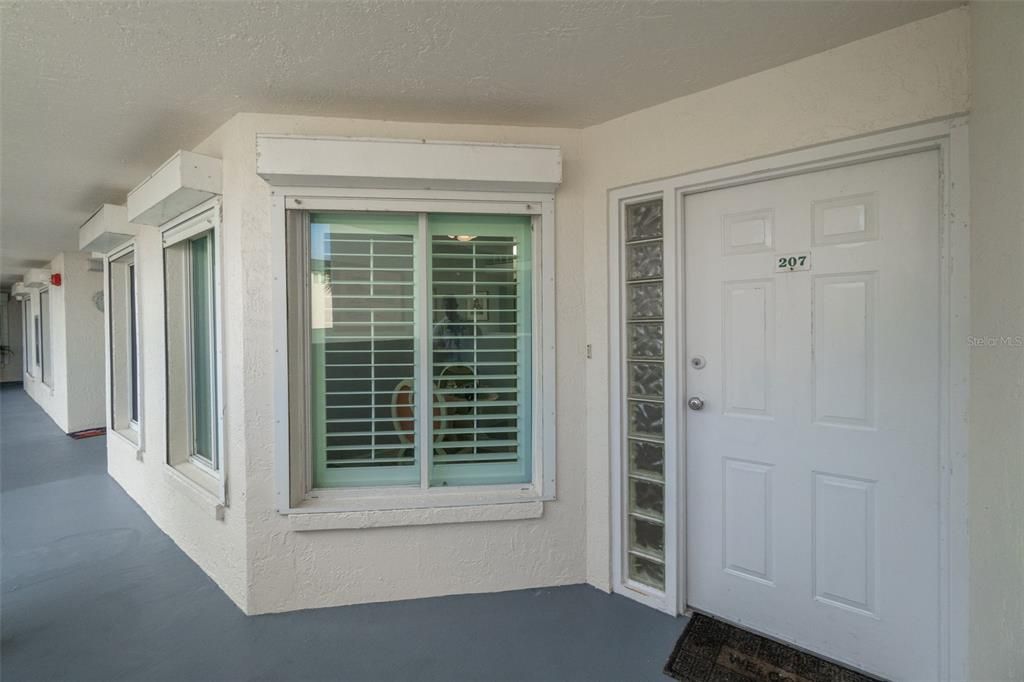 待售: $400,000 (2 贝兹, 2 浴室, 1511 平方英尺)